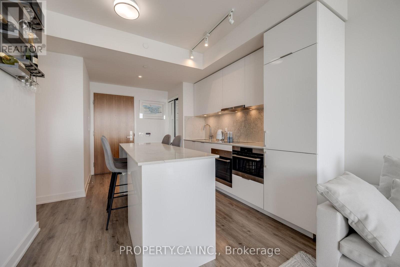 2203 - 15 Queens Quay E, Toronto, Ontario  M5E 0C5 - Photo 13 - C13621426