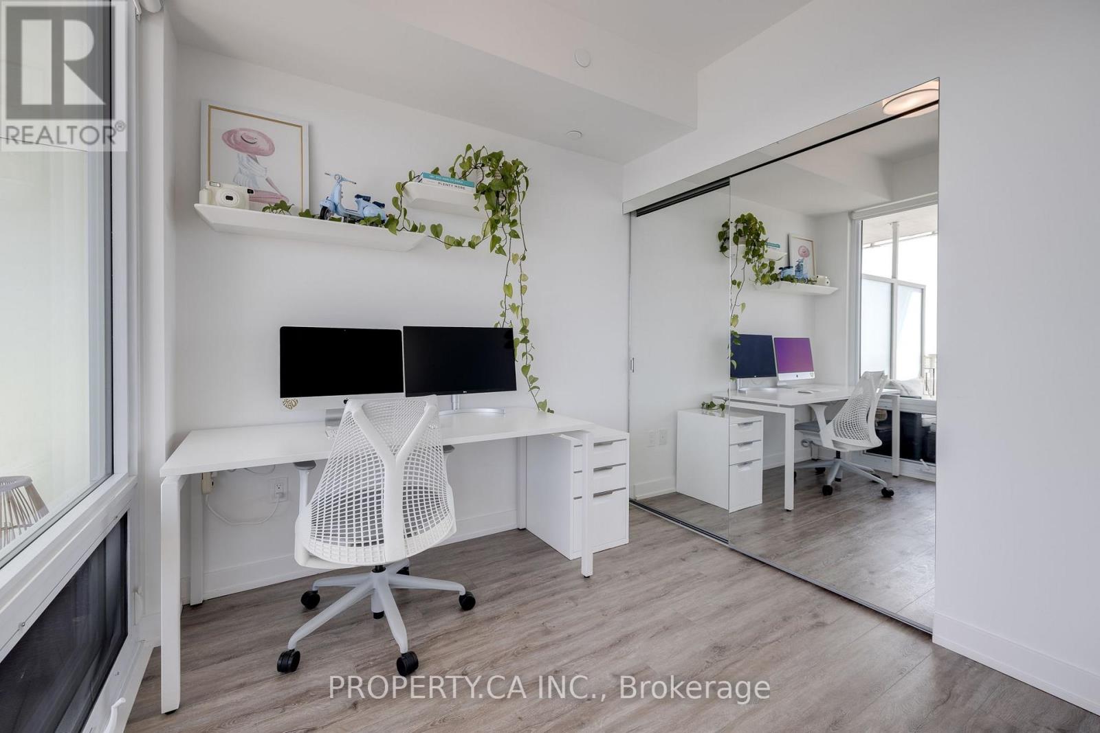 2203 - 15 Queens Quay E, Toronto, Ontario  M5E 0C5 - Photo 17 - C13621426