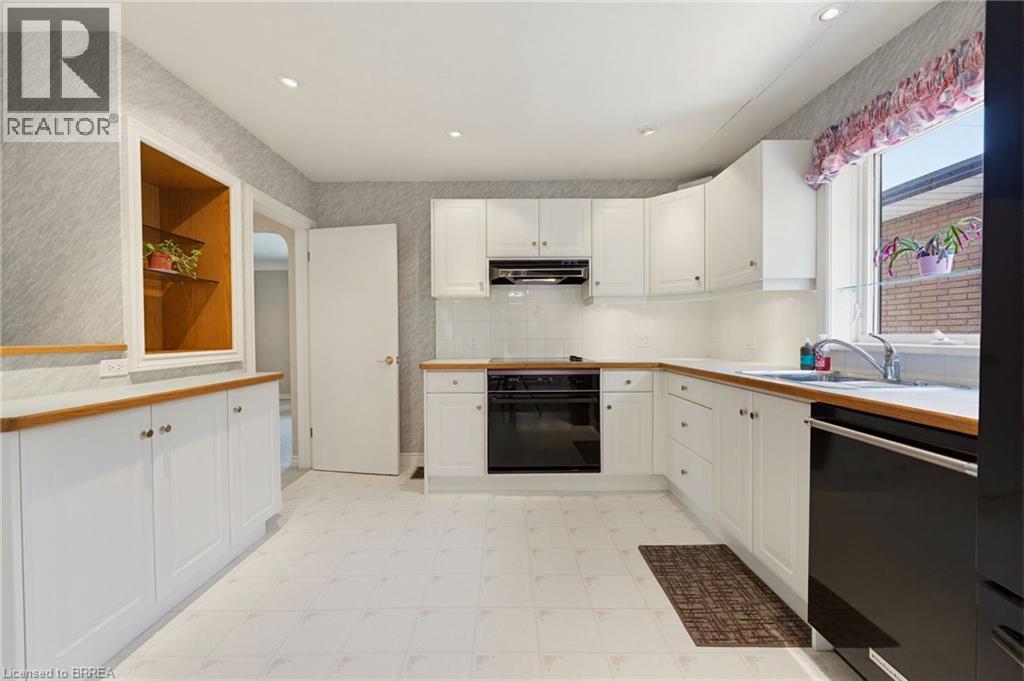 22 Dunsdon Street, Brantford, Ontario  N3R 3J3 - Photo 12 - 40824049