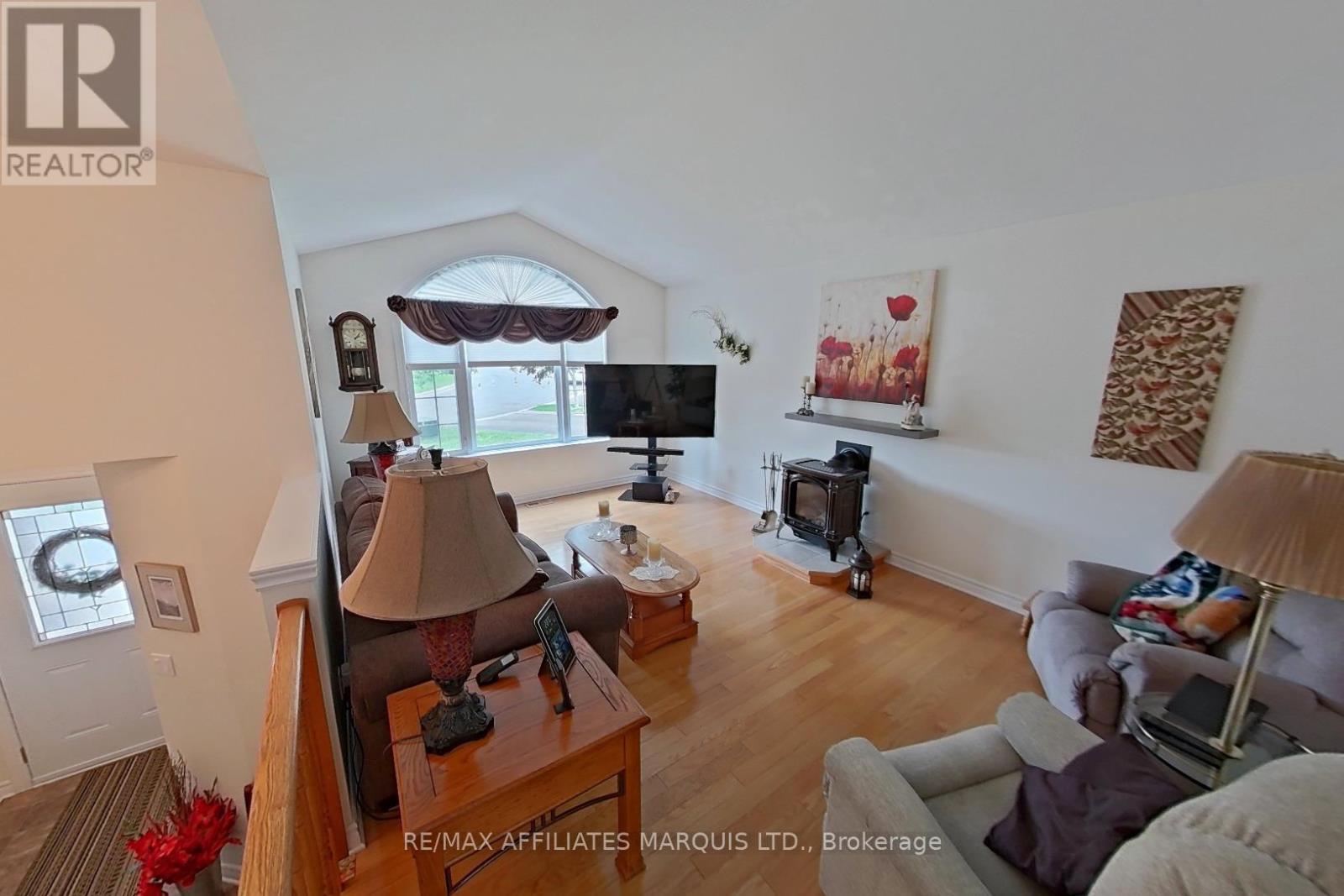 117 Gail Elizabeth Court, Cornwall, Ontario  K6H 0A7 - Photo 7 - X13497190
