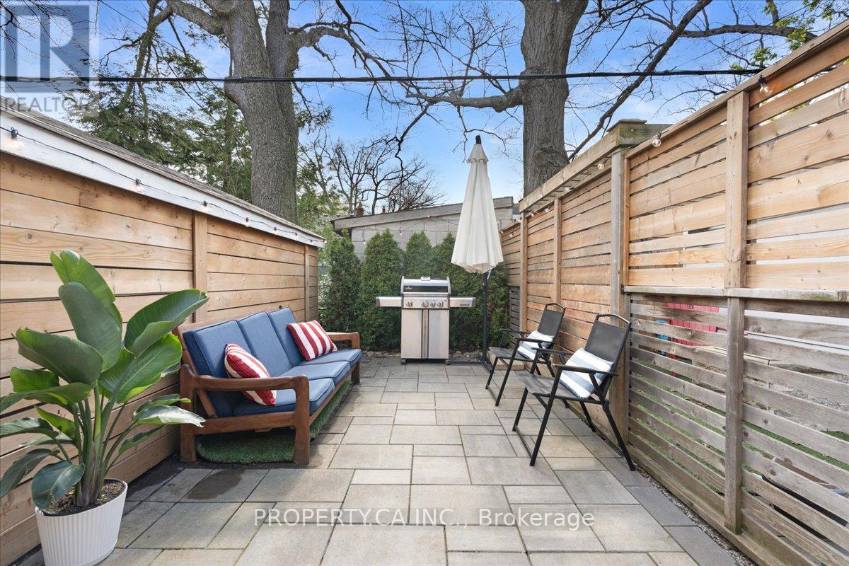 44 Beach View Crescent, Toronto, Ontario  M4E 2L5 - Photo 41 - E13621414