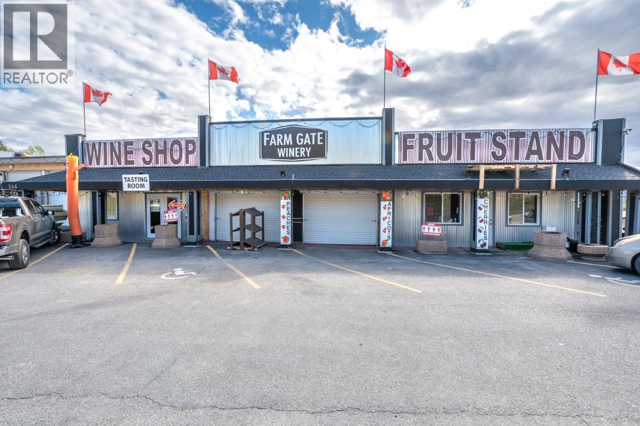 346 Hwy 97, Kaleden, British Columbia  V0H 1K0 - Photo 2 - 10372282