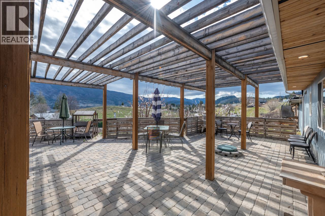 346 Hwy 97, Kaleden, British Columbia  V0H 1K0 - Photo 5 - 10372282