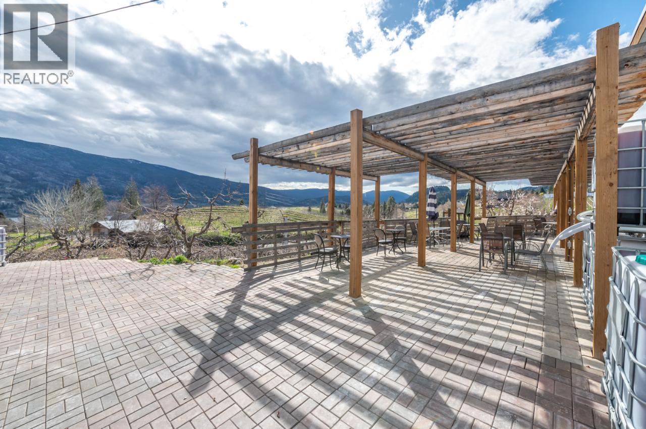 346 Hwy 97, Kaleden, British Columbia  V0H 1K0 - Photo 4 - 10372282