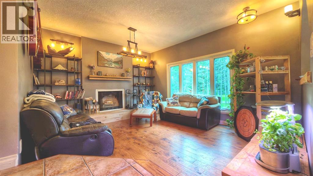 94 Redwood Meadows Drive, Rural Rocky View County, Alberta  T3Z 1A3 - Photo 15 - A2317321