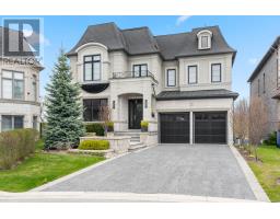 61 RIA COURT, King, Ontario