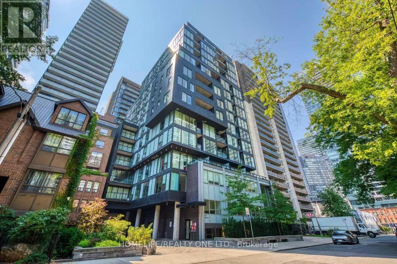 705 - 17 Dundonald Street, Toronto, Ontario  M4Y 0E4 - Photo 2 - C13618634
