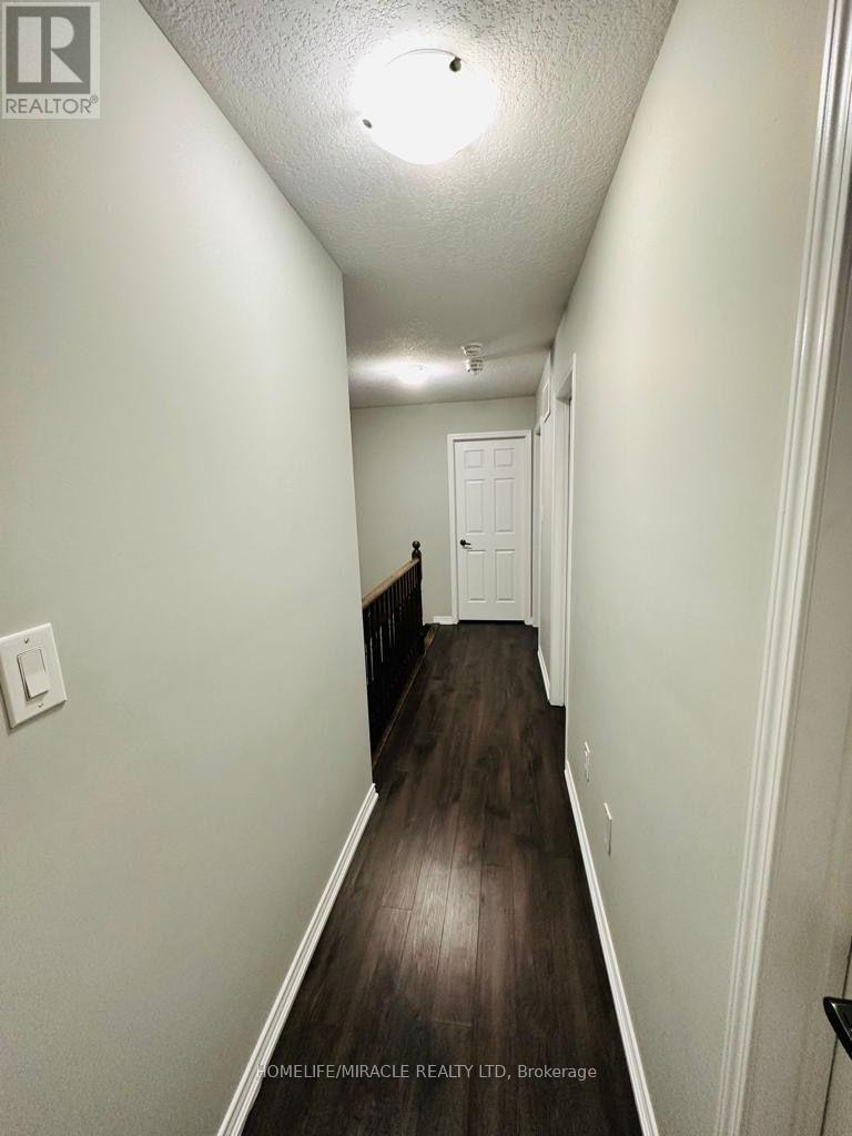 154 Golden Springs Drive, Brampton, Ontario L7A 4N7 - Photo 13 - W13606932