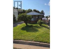 83 LAURIER ROAD, Elliot Lake, Ontario