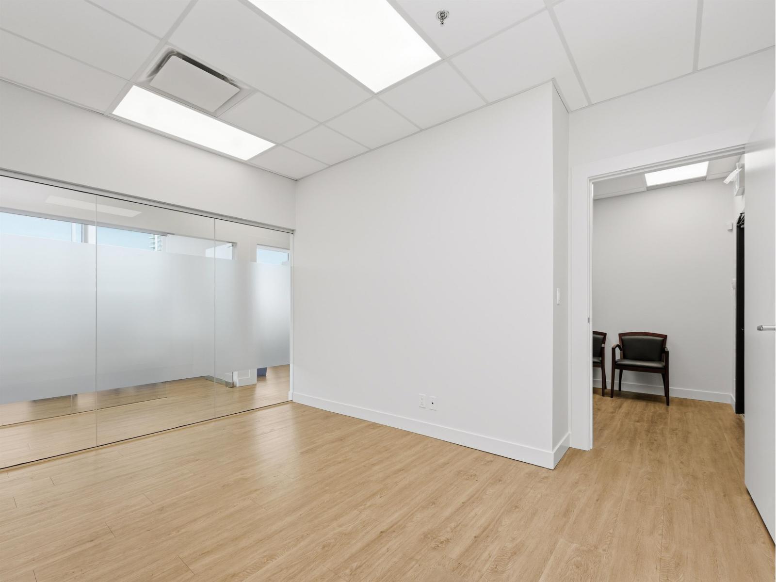 A325 20020 84 Avenue, Langley, British Columbia  V2Y 5K8 - Photo 5 - C8080856