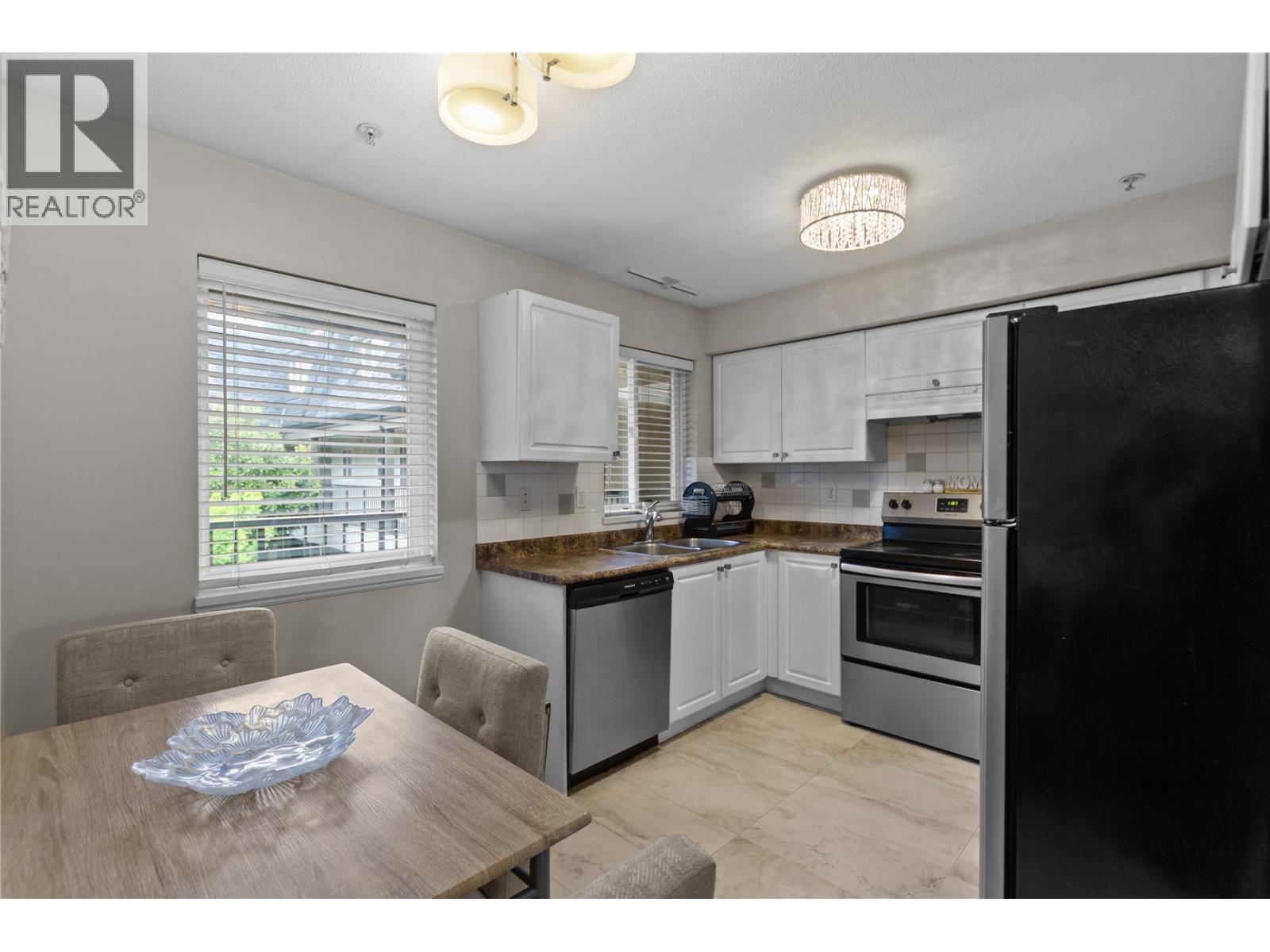 22 205 Lebleu Street, Coquitlam, British Columbia  V3K 6Z5 - Photo 9 - R3150941