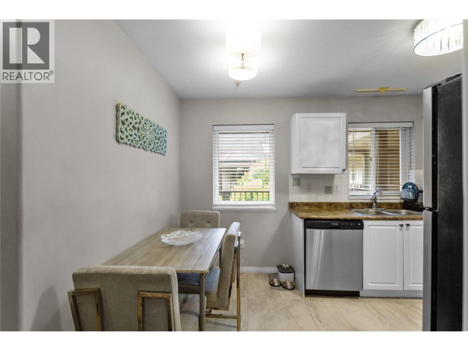 22 205 Lebleu Street, Coquitlam, British Columbia  V3K 6Z5 - Photo 10 - R3150941