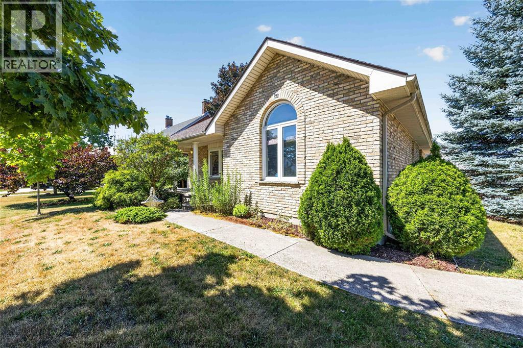 22 MAIN STREET South Lambton Shores Ontario Canada N0N1J0 3