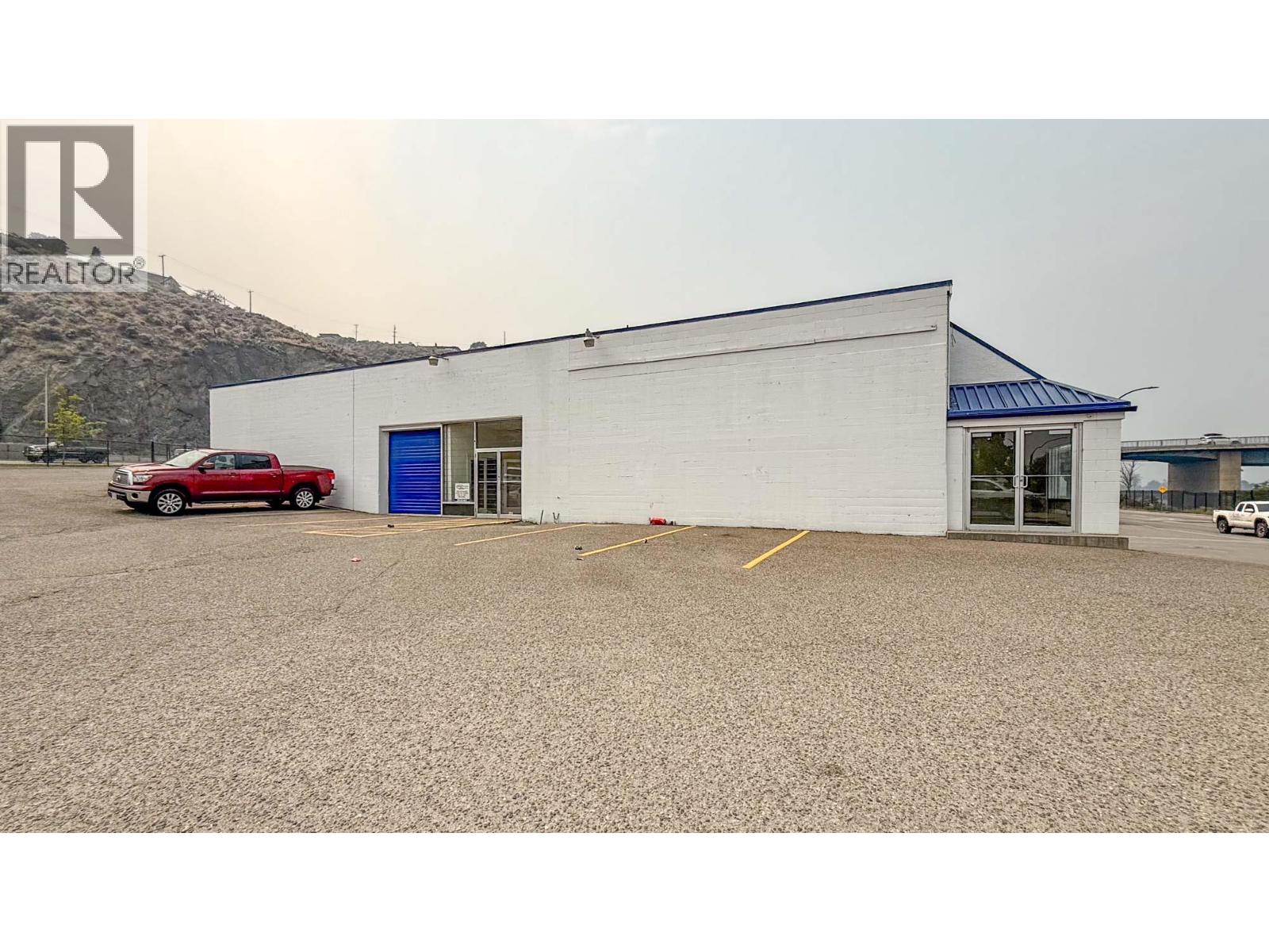 431 Victoria Street W, Kamloops, British Columbia  V2C 1A6 - Photo 2 - 10373671