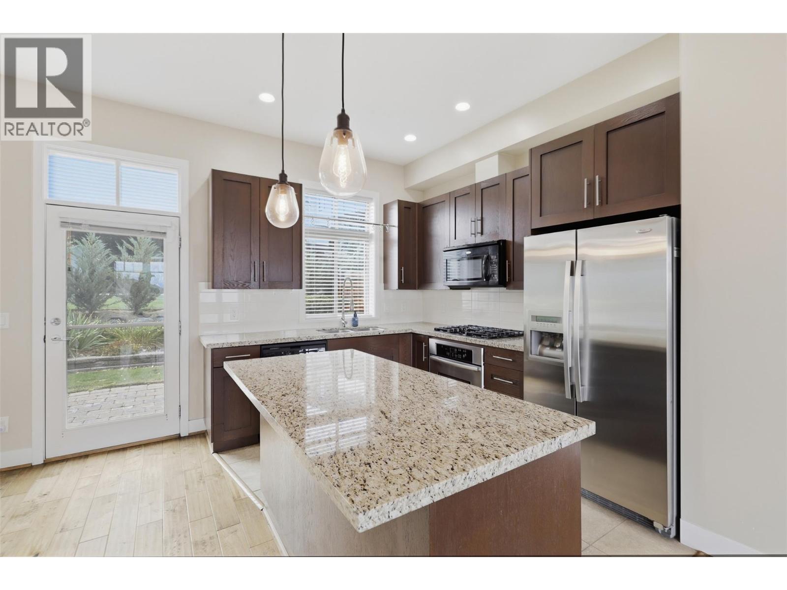 175 Holloway Drive Unit# 11, Kamloops, British Columbia  V1S 0B2 - Photo 11 - 10395829