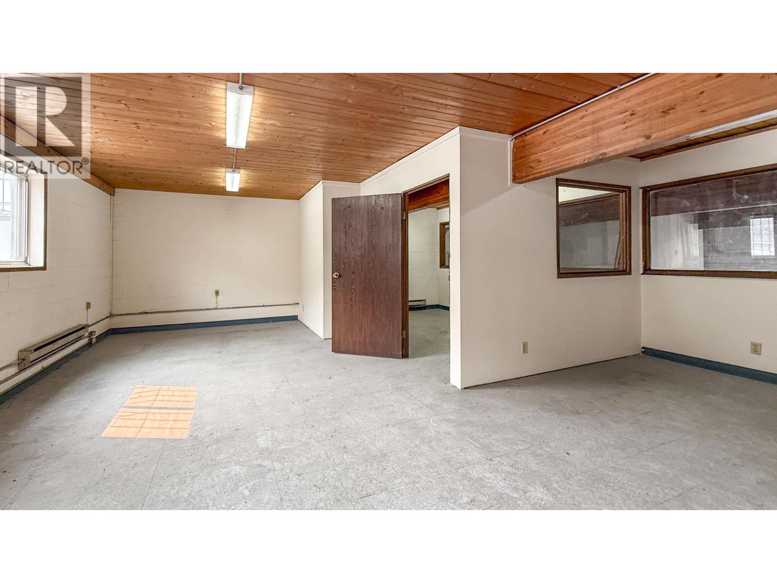 441 Victoria Street, Kamloops, British Columbia  V2C 1A6 - Photo 10 - 10373668