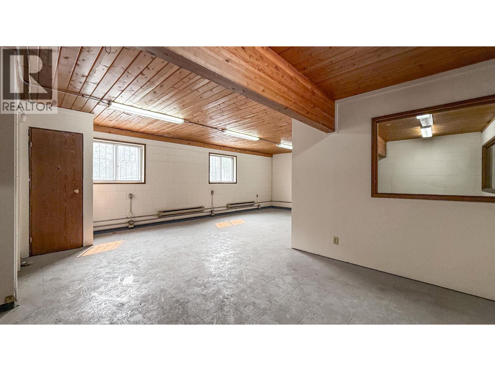 441 Victoria Street, Kamloops, British Columbia  V2C 1A6 - Photo 12 - 10373668