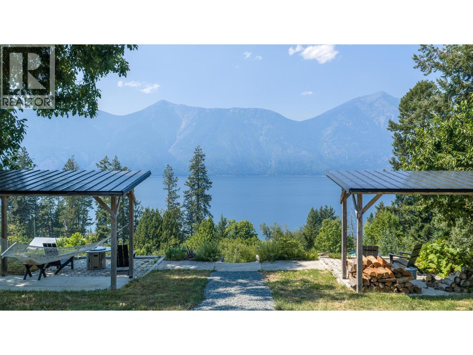 12343 Christie Road, Boswell, British Columbia  V0B 1A4 - Photo 2 - 10387890
