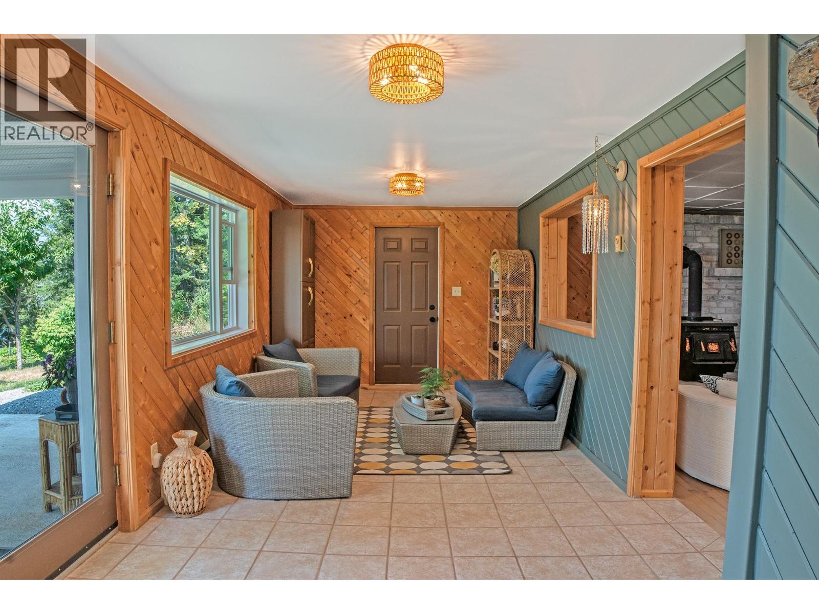 12343 Christie Road, Boswell, British Columbia  V0B 1A4 - Photo 40 - 10387890