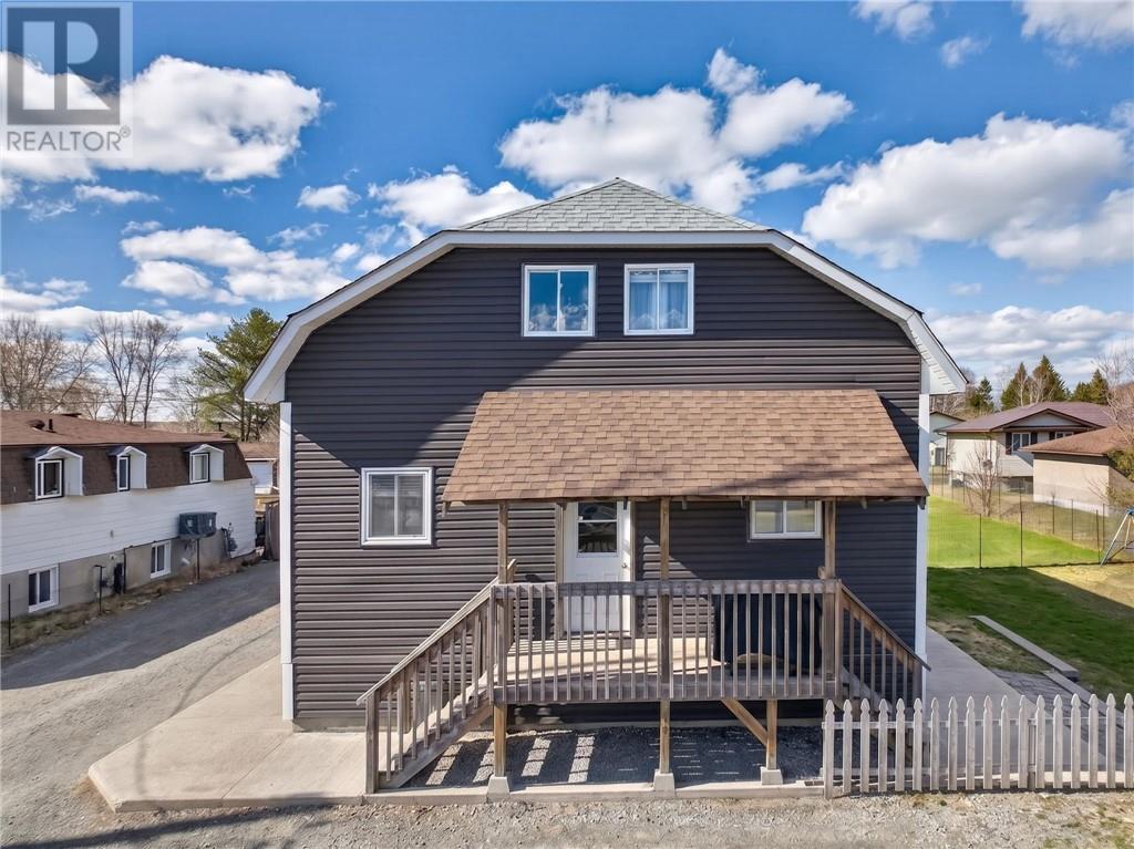 2840 Main Street, Blezard Valley, Ontario  P0M 3C0 - Photo 1 - 2129180