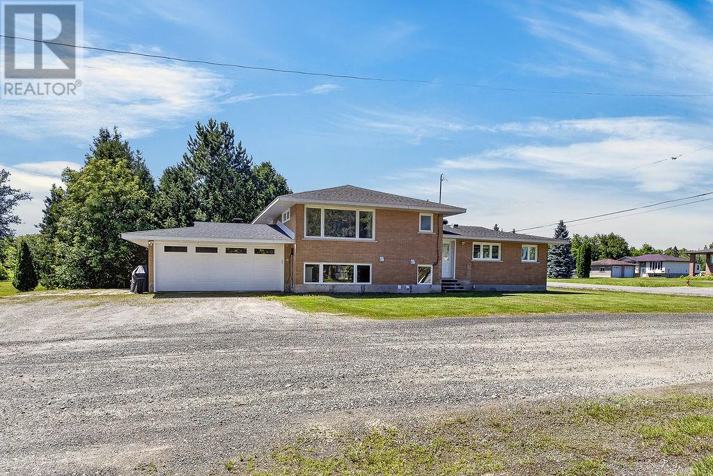 2815 Main Street, Blezard Valley, Ontario  P0M 1E0 - Photo 1 - 2129546