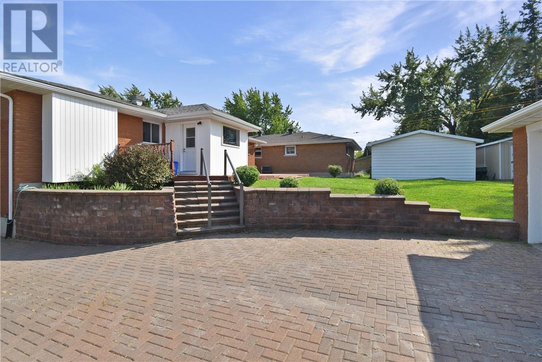 1066 Delwood Court, Sudbury, Ontario  P3E 4M3 - Photo 12 - 2129421