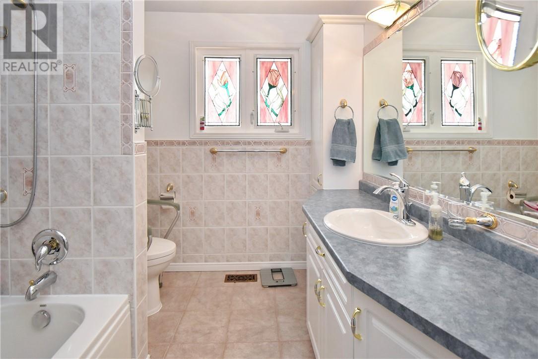 1066 Delwood Court, Sudbury, Ontario  P3E 4M3 - Photo 36 - 2129421
