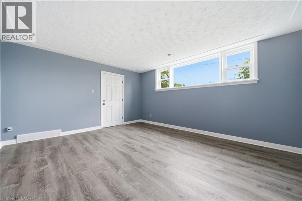293 Highland Road E Unit# C, Kitchener, Ontario  N2M 3W6 - Photo 3 - 40852079