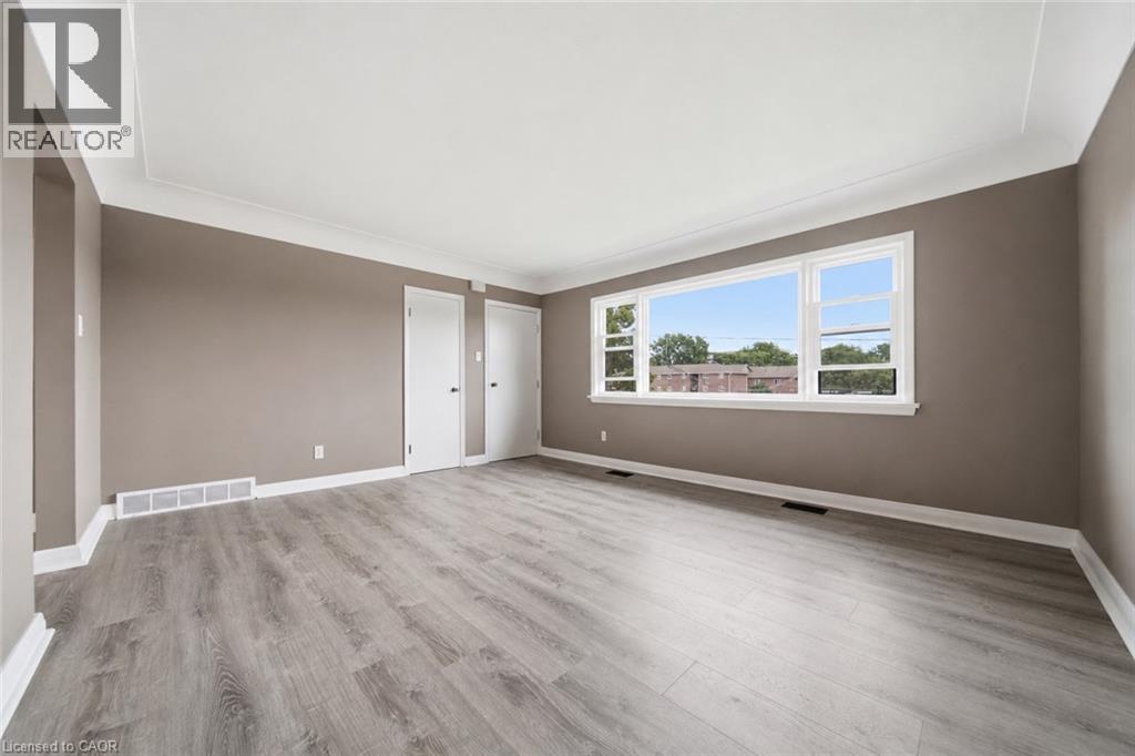 293 Highland Road E Unit# A, Kitchener, Ontario  N2M 3W6 - Photo 3 - 40851851
