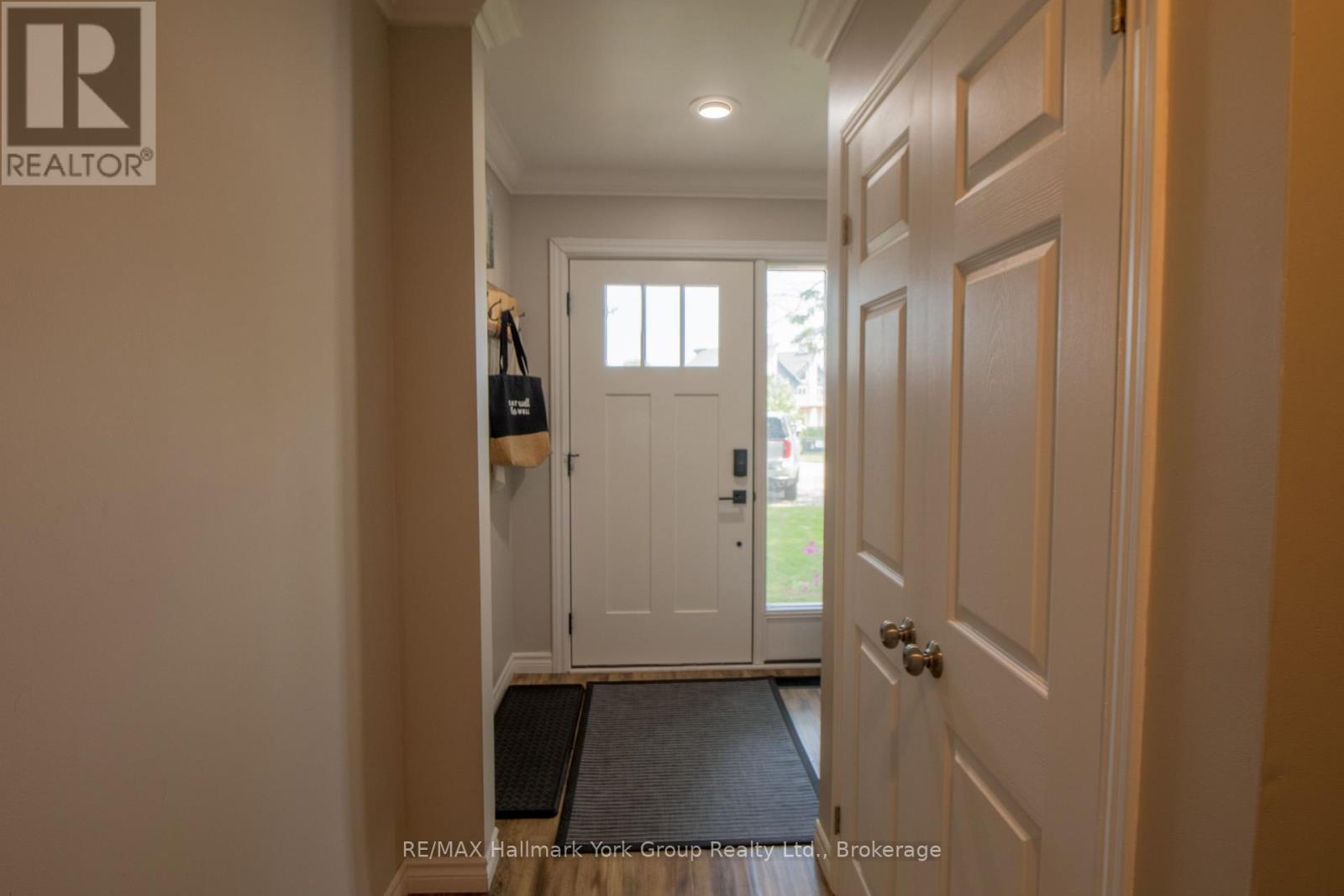 10 - 104 Kellies Way, Blue Mountains, Ontario  L9Y 0L6 - Photo 6 - X13621670