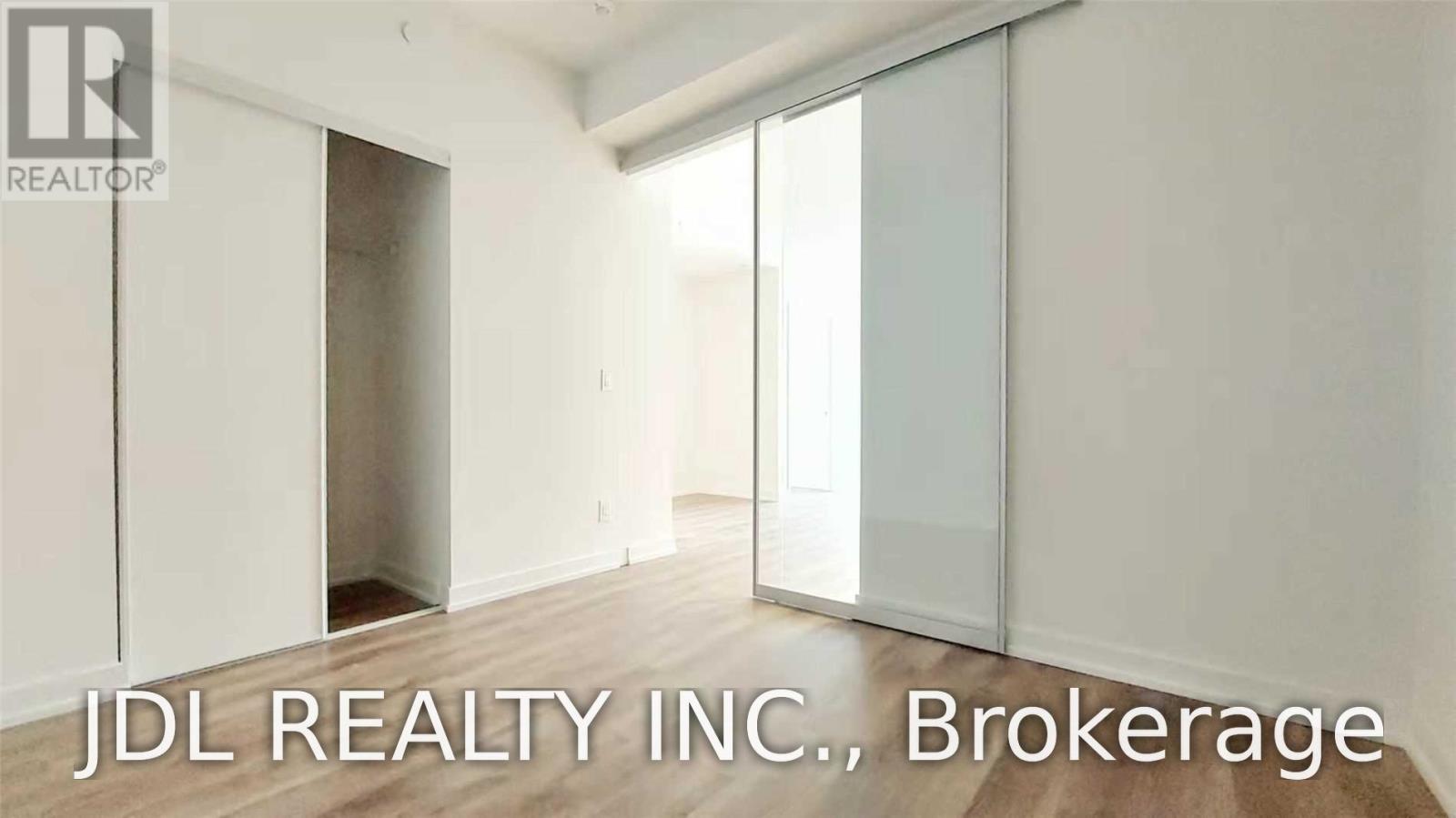 2011 - 20 Edward Street, Toronto, Ontario  M5G 0C5 - Photo 6 - C13621462