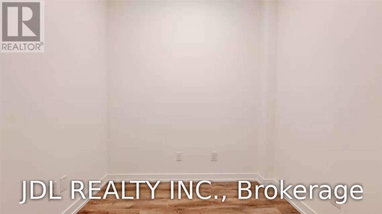 2011 - 20 Edward Street, Toronto, Ontario  M5G 0C5 - Photo 8 - C13621462