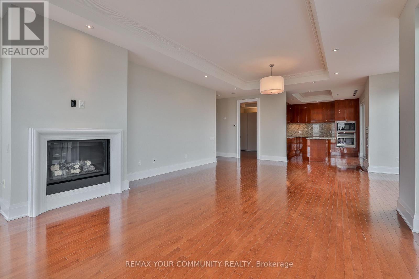 802 - 80 Yorkville Avenue, Toronto, Ontario  M5R 2C2 - Photo 1 - C13621530
