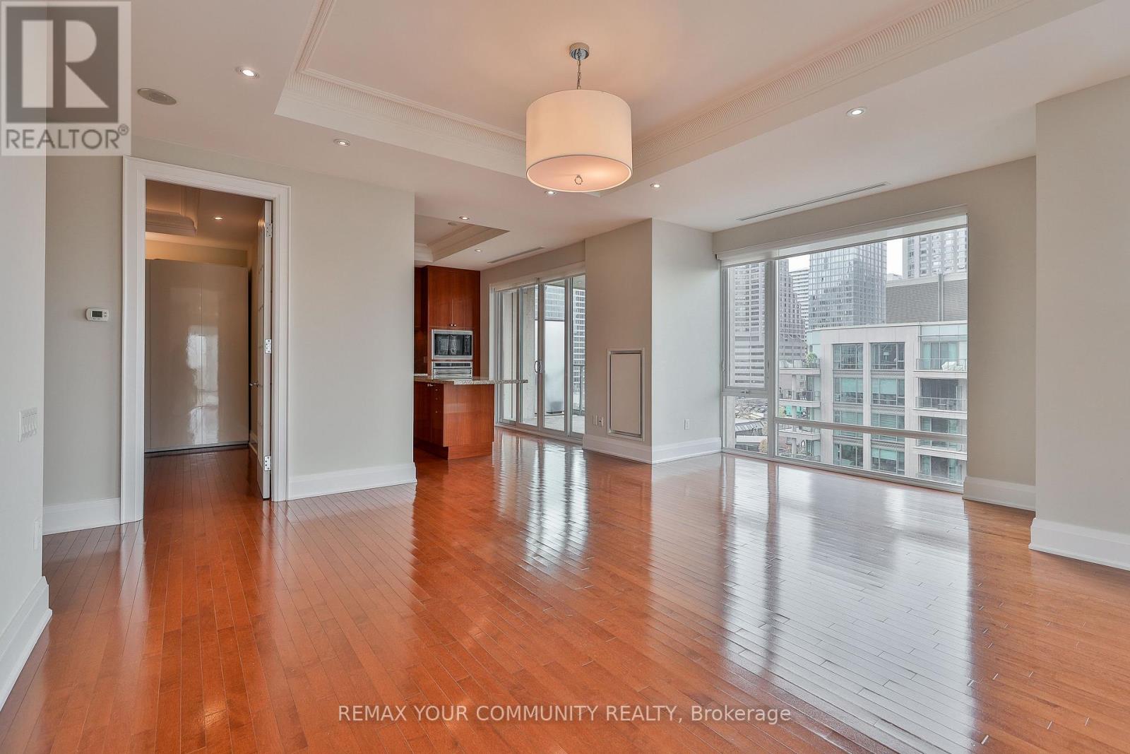 802 - 80 Yorkville Avenue, Toronto, Ontario  M5R 2C2 - Photo 11 - C13621530