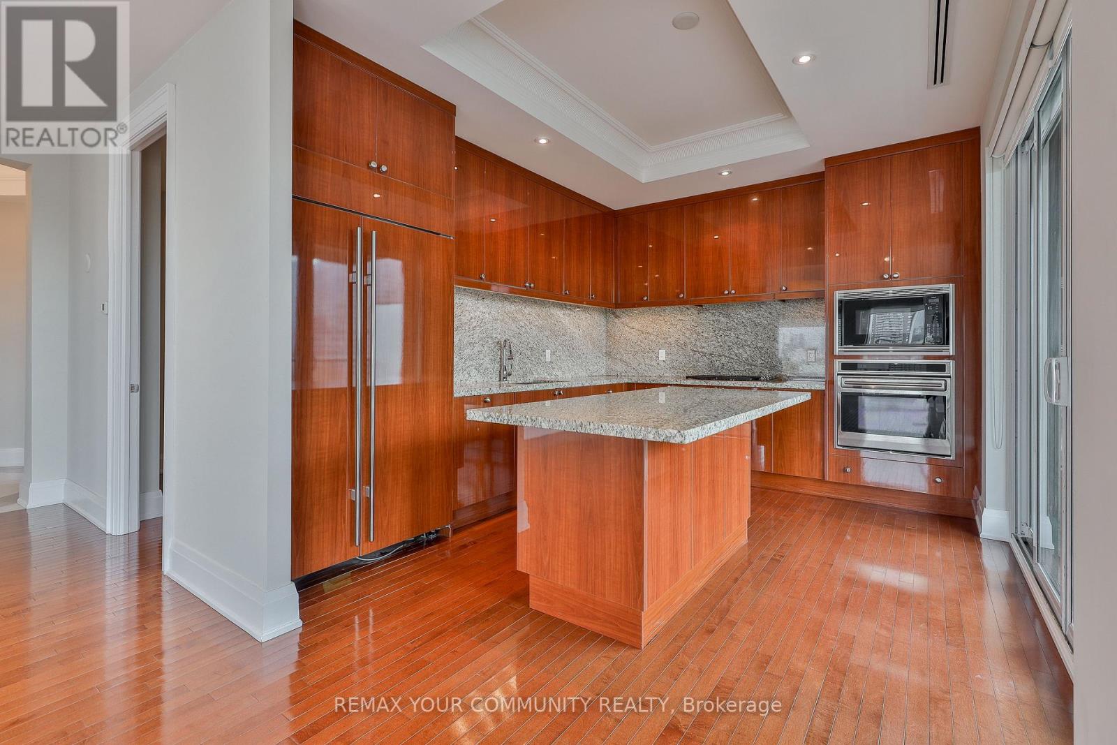 802 - 80 Yorkville Avenue, Toronto, Ontario  M5R 2C2 - Photo 4 - C13621530