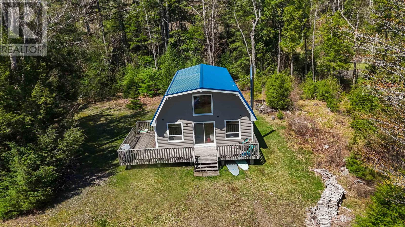 988 Labelle Road, Labelle, Nova Scotia B0T 1E0 - Photo 2 - 202607835