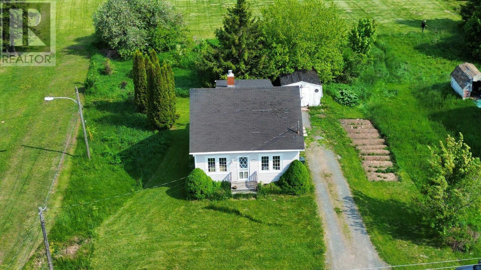 40 Maple Street, Springhill, Nova Scotia  B0M 1X0 - Photo 3 - 202613686