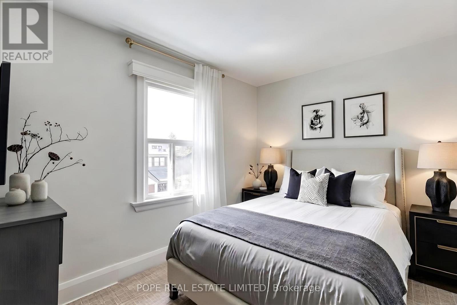 18 Edgewood Avenue, Toronto, Ontario  M4L 3E6 - Photo 16 - E13621528