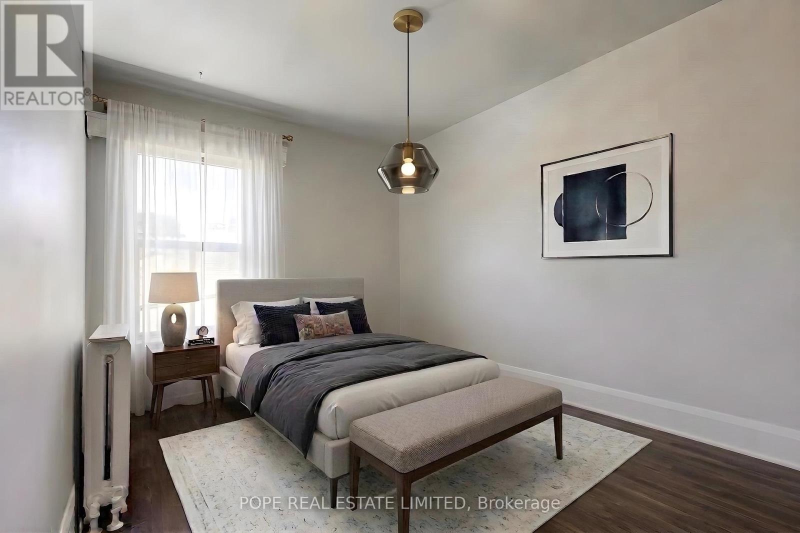 18 Edgewood Avenue, Toronto, Ontario  M4L 3E6 - Photo 18 - E13621528