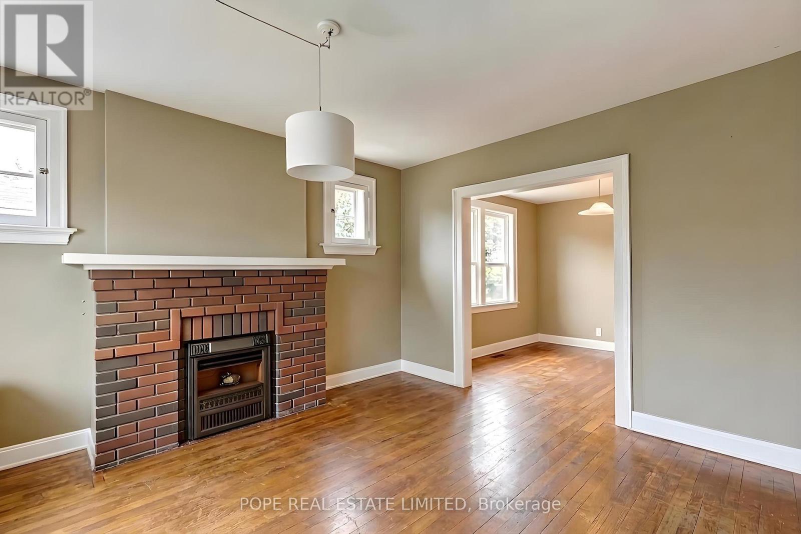 18 Edgewood Avenue, Toronto, Ontario  M4L 3E6 - Photo 22 - E13621528