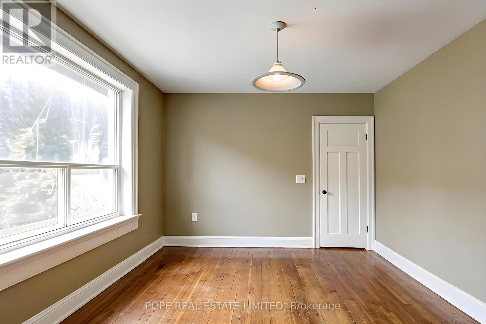 18 Edgewood Avenue, Toronto, Ontario  M4L 3E6 - Photo 25 - E13621528