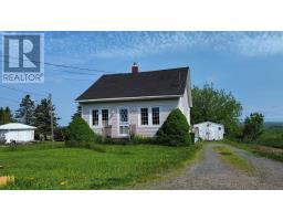 40 Maple Street, Springhill, Nova Scotia