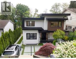 919 E 4TH STREET, North Vancouver, British Columbia