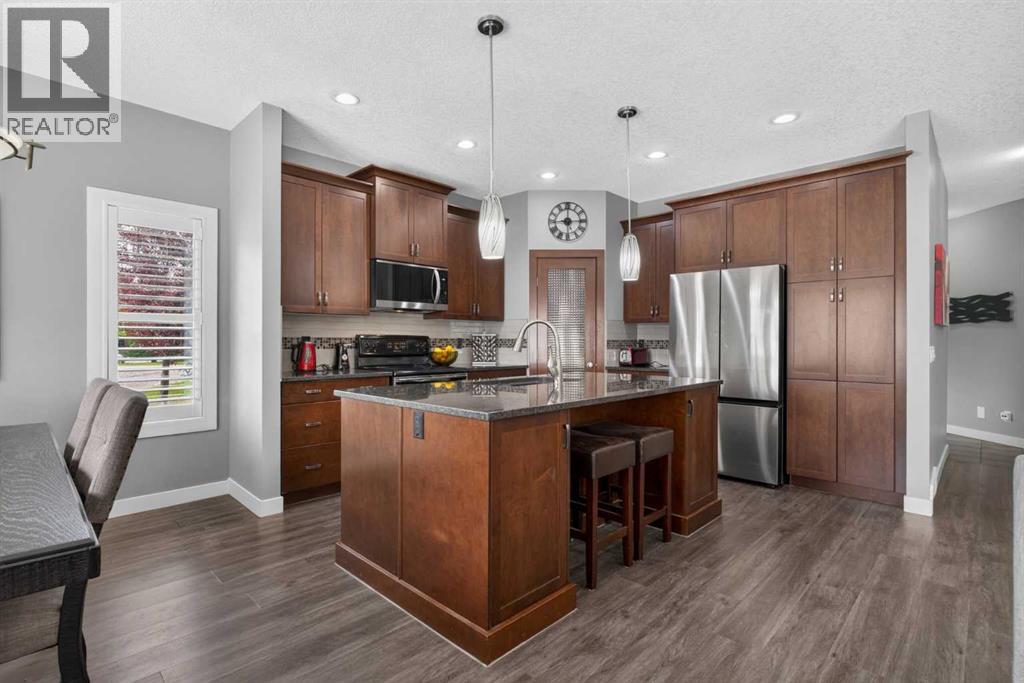 234 Pantego Way NW, Calgary, Alberta  T3K 0C2 - Photo 7 - A2331994