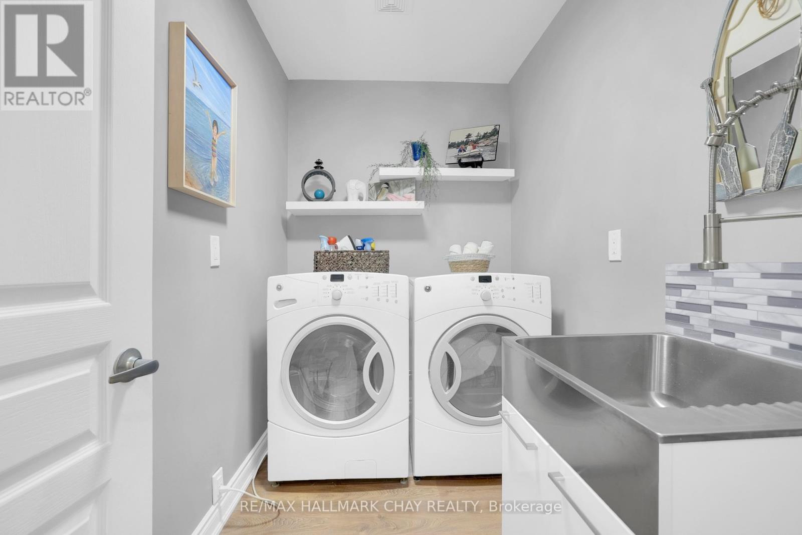 143 Wycliffe Cove Street, Tay, Ontario  L0K 2A0 - Photo 31 - S13621598