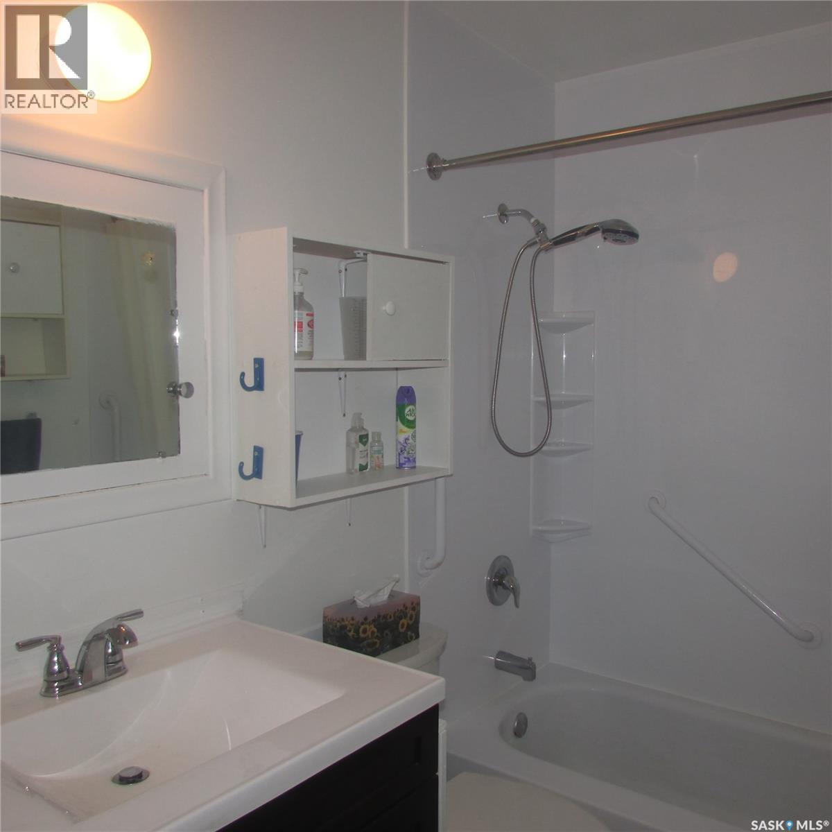 1240 10th Avenue E, Regina, Saskatchewan  S4N 0J2 - Photo 14 - SK044085
