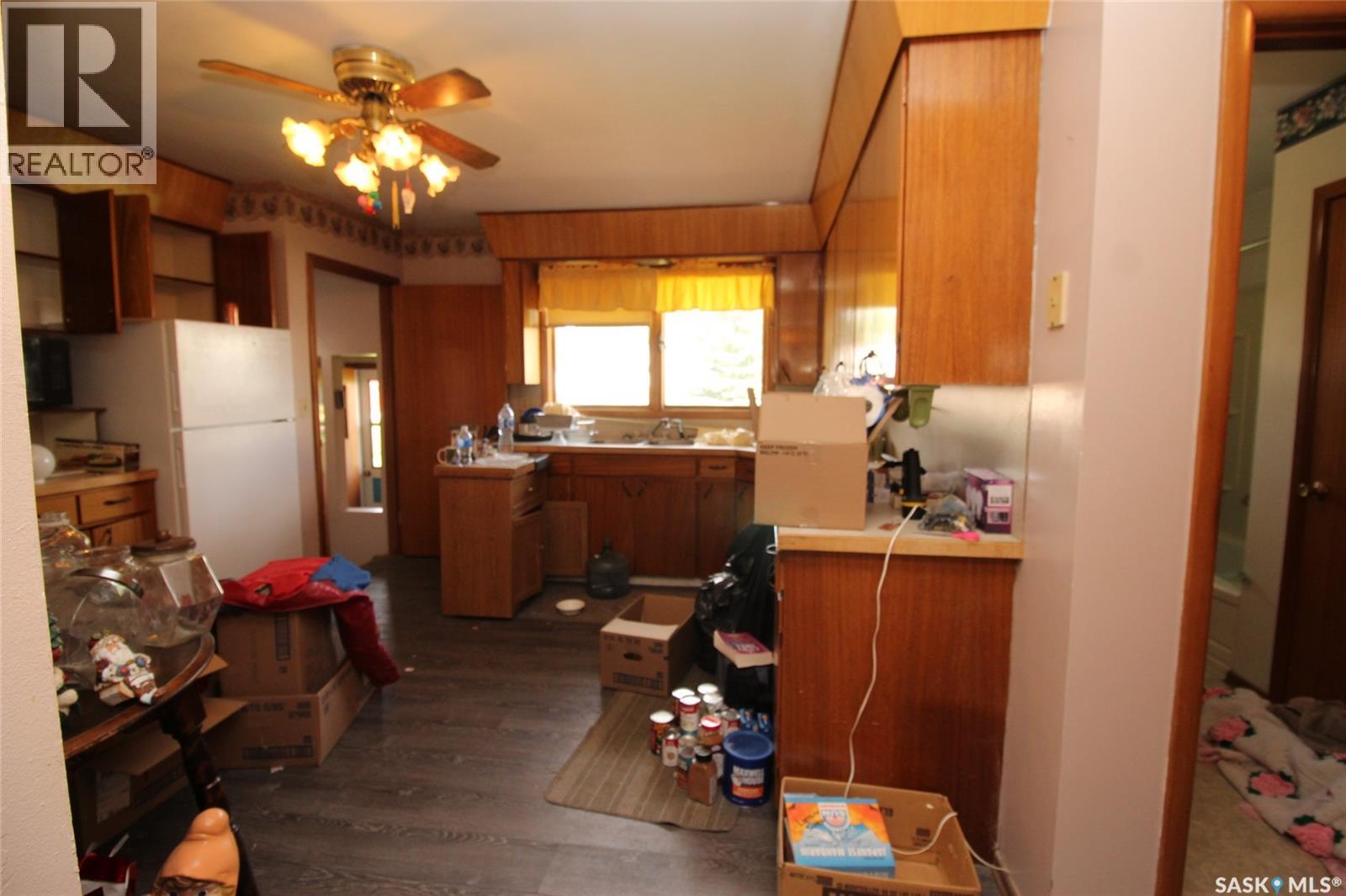 3169 Rutland Avenue, Gull Lake, Saskatchewan  S0N 1A0 - Photo 9 - SK044036