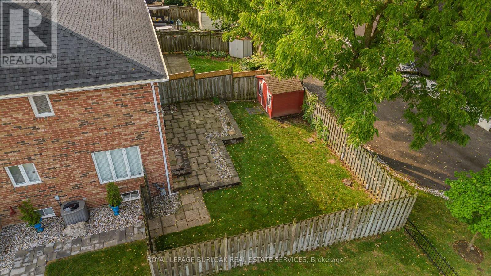 2010 Grovetree Lane, Burlington, Ontario  L7R 4V4 - Photo 28 - W13621596