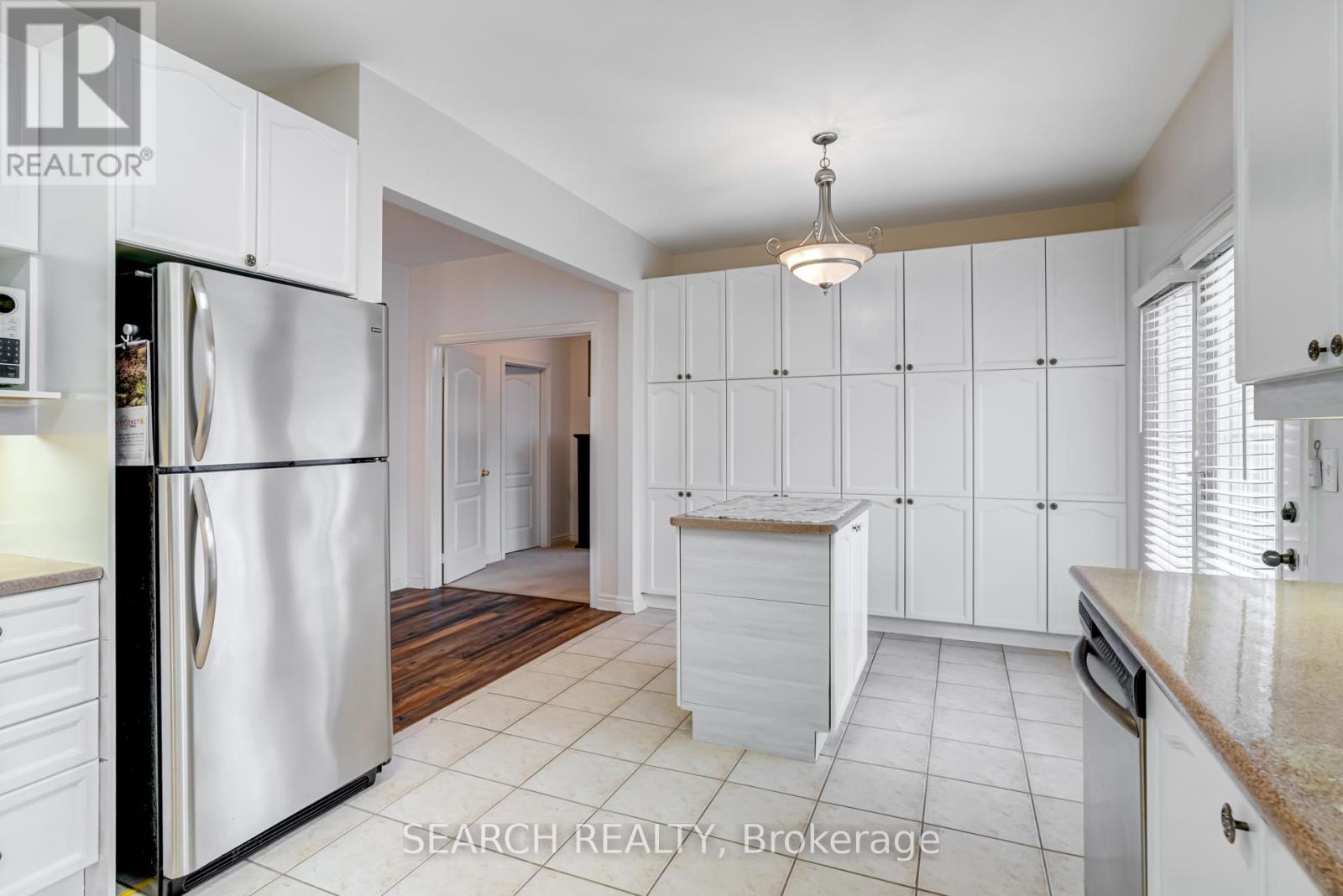 19 Treeline Boulevard, Brampton, Ontario  L6P 1C5 - Photo 14 - W13621608