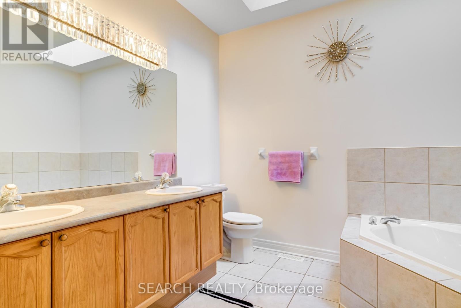 19 Treeline Boulevard, Brampton, Ontario  L6P 1C5 - Photo 18 - W13621608